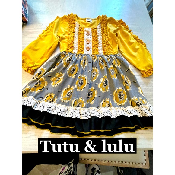 TuTu & Lulu, lace and ruffled Dress @ matching pants in Sz 7-8 - Picture 1 of 9